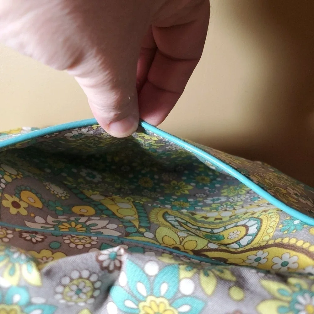Vera Bradley Medium Crossbody Bag‎ Women Blue Yellow Sun Valley Paisley Floral